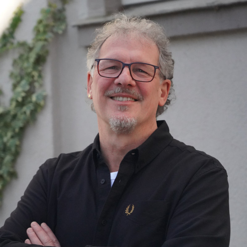 Michael Schiffer